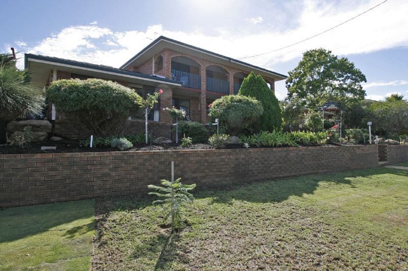 25 Pinewood Avenue, KARDINYA WA 6163, Kardinya - Thumbnail 2