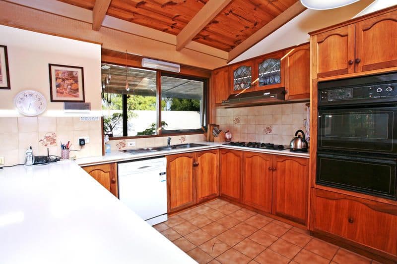 22 Southdown Crescent, BELMONT VIC 3216, Belmont - Thumbnail 2