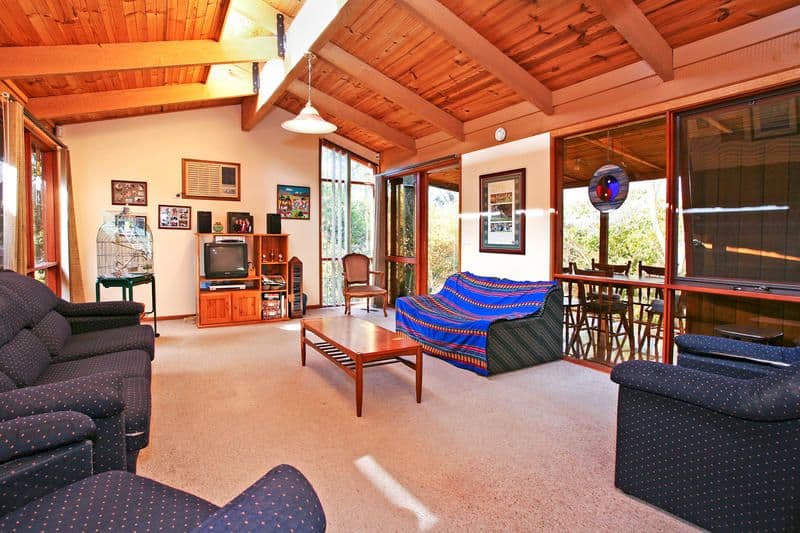 22 Southdown Crescent, BELMONT VIC 3216, Belmont - Thumbnail 3