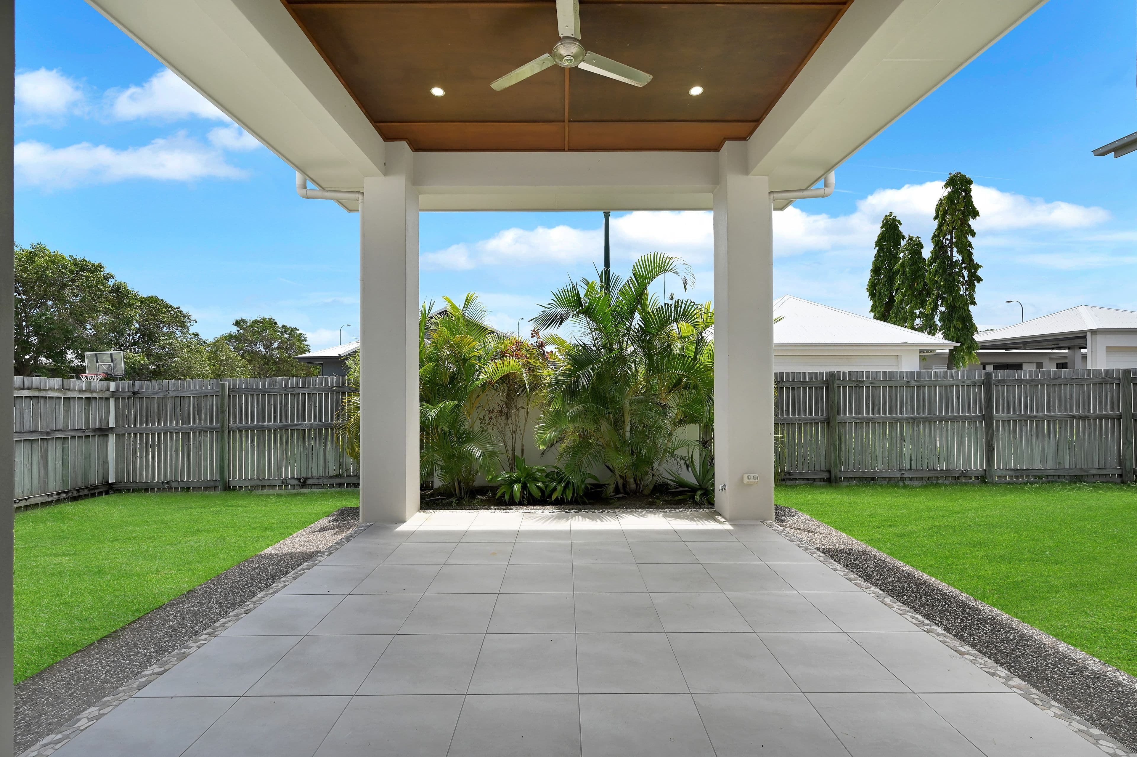 6 Lockton Street, Shaw QLD 4818, Shaw - Thumbnail 2