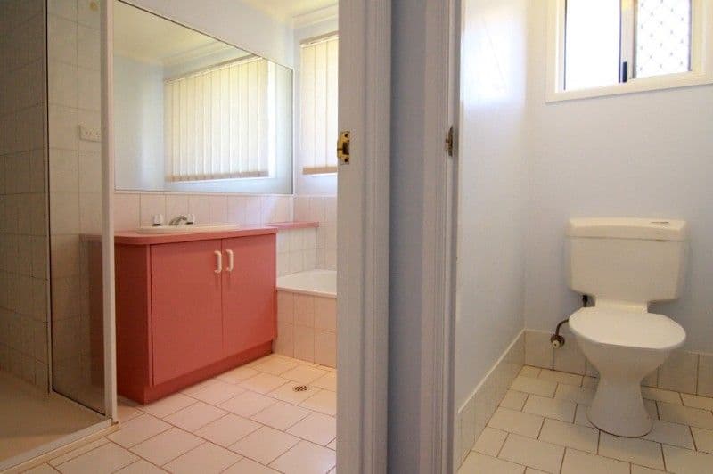 16 Reisling Court, WILSONTON HEIGHTS QLD 4350, Wilsonton Heights - Thumbnail 6