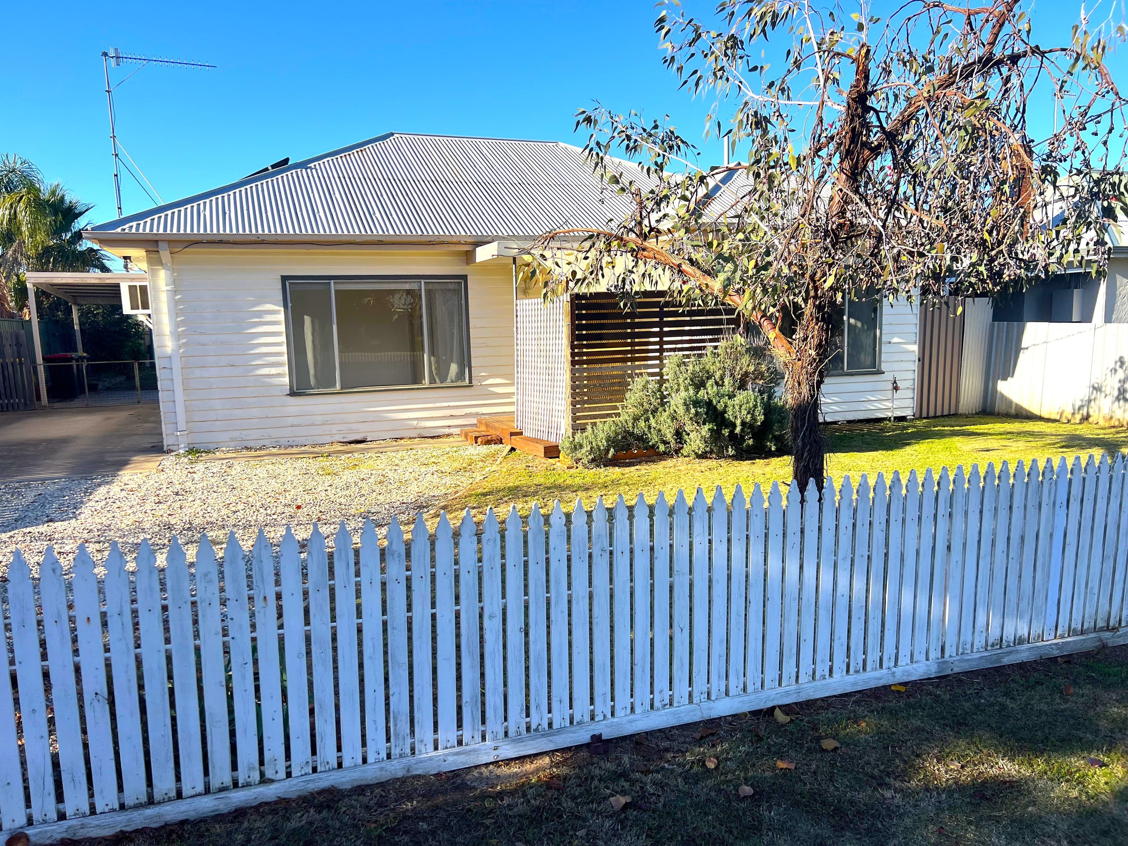 231 Henry Street, Deniliquin NSW 2710, Deniliquin - Image 1