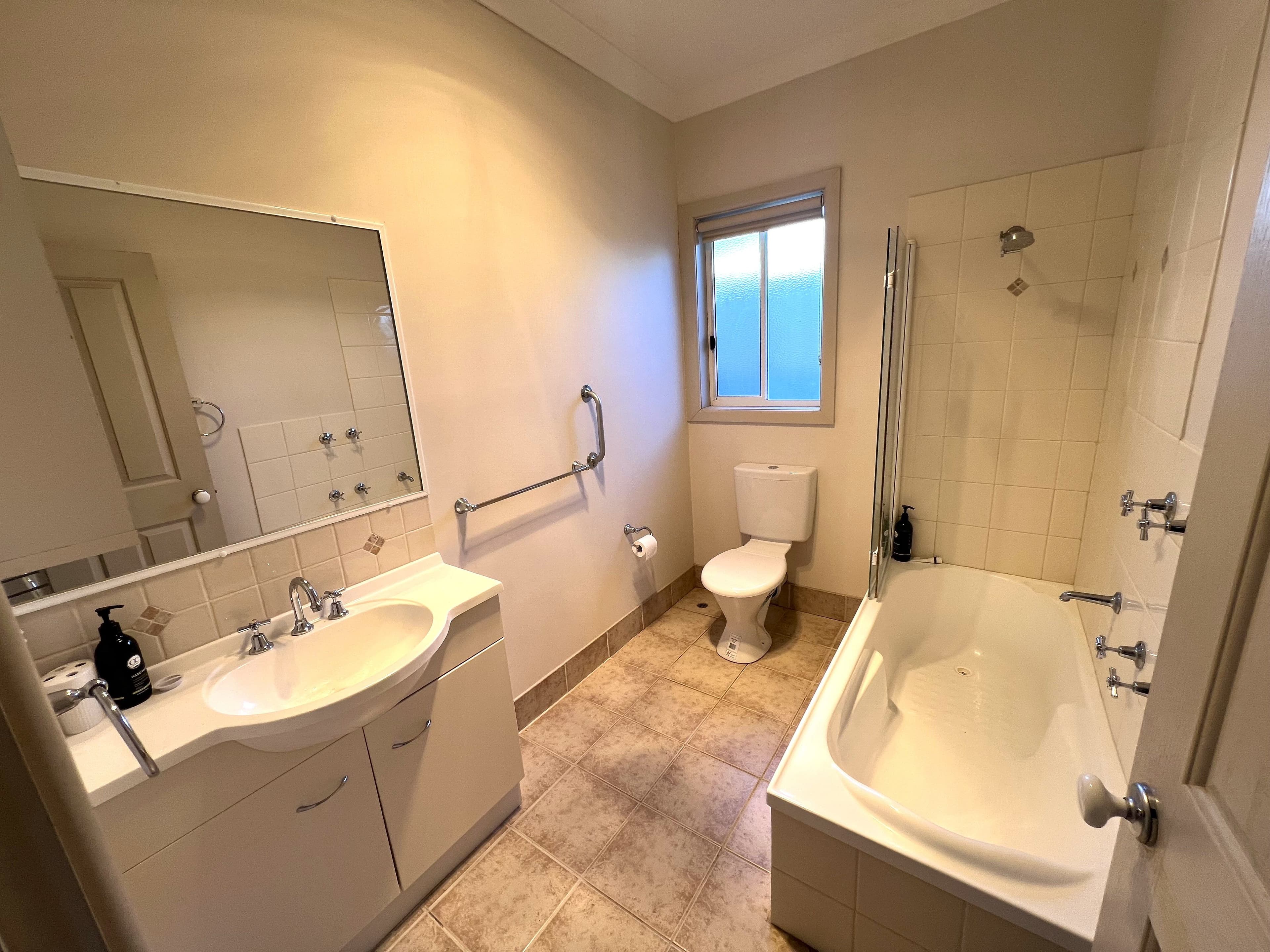 231 Henry Street, Deniliquin NSW 2710, Deniliquin - Thumbnail 4