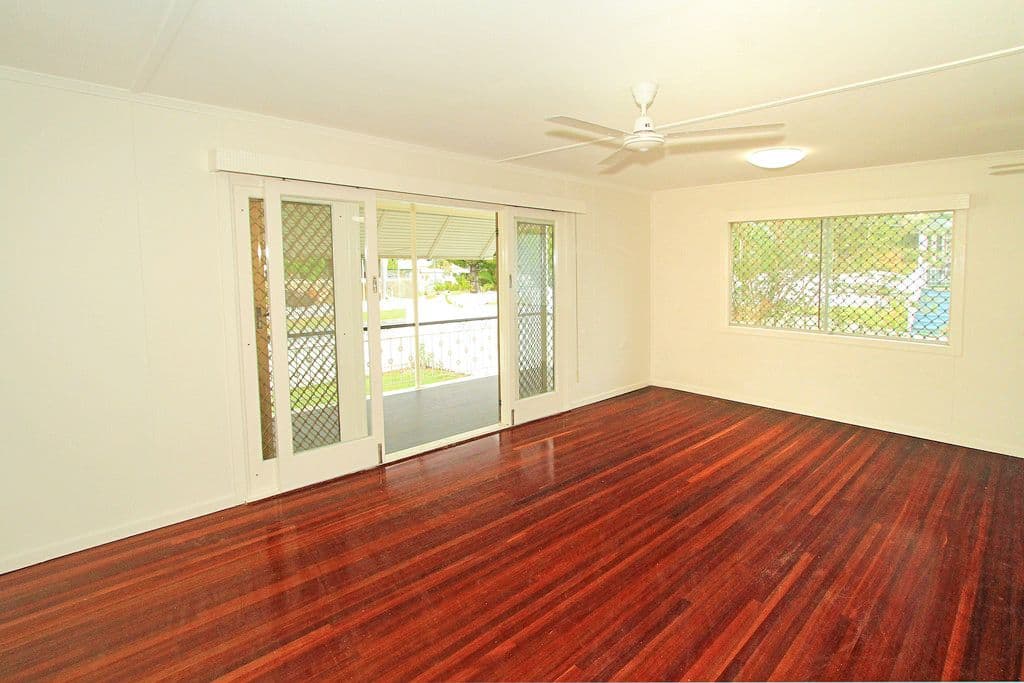 206 Upper Dawson Road, The Range QLD 4700, The Range - Thumbnail 3
