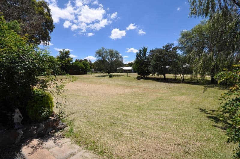 9  Bruce Street, TEESDALE VIC 3328, Teesdale - Thumbnail 2