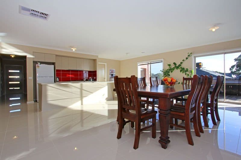 3 Crestwood Drive, ROSEBUD VIC 3939, Rosebud - Thumbnail 2