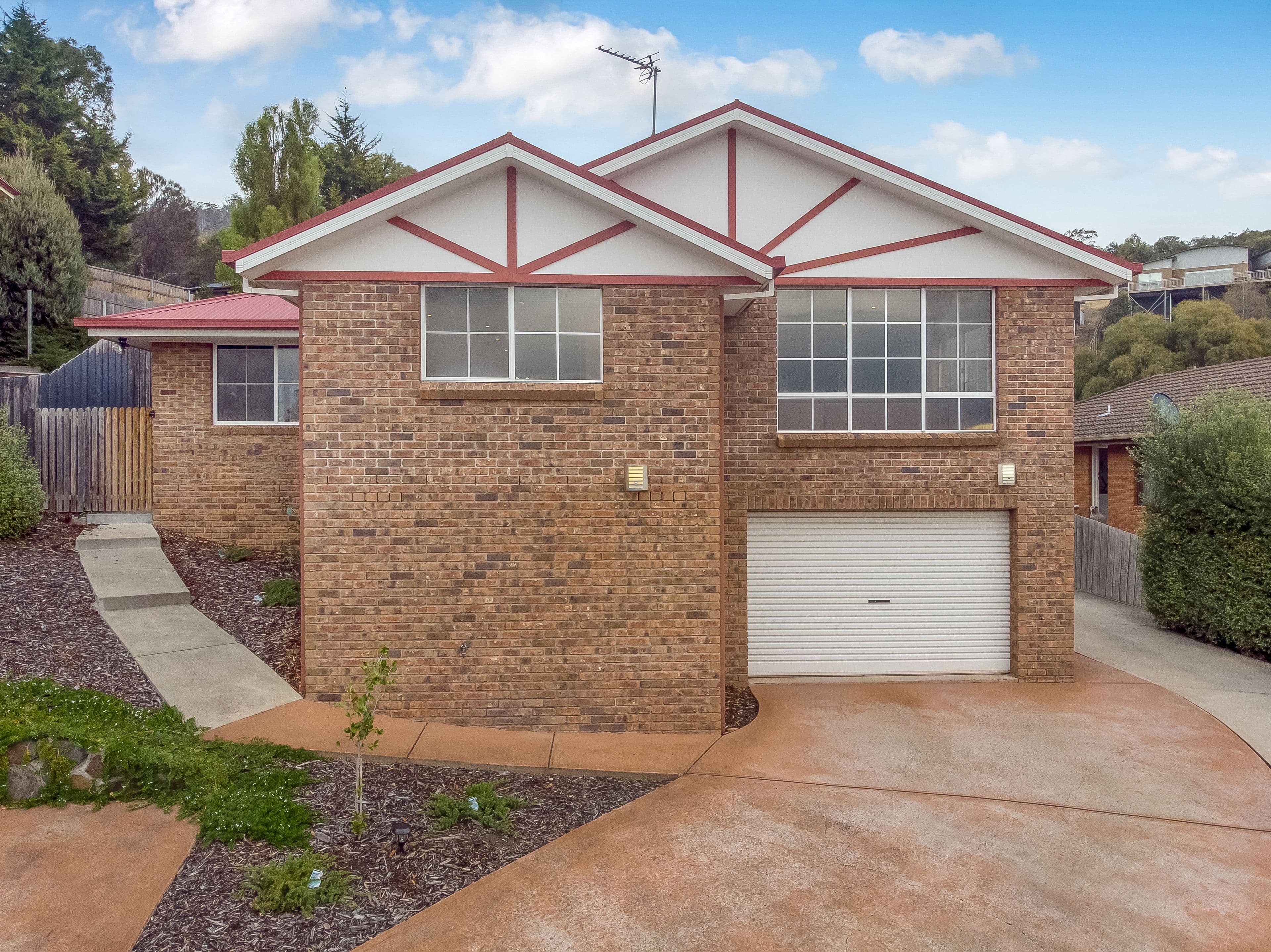 2 McLean Court, Rosetta TAS 7010, Rosetta - Thumbnail 2