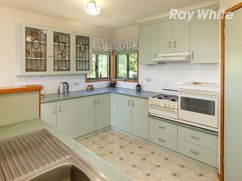 35 Craig Drive, BELLBRIDGE VIC 3691, Bellbridge - Thumbnail 2