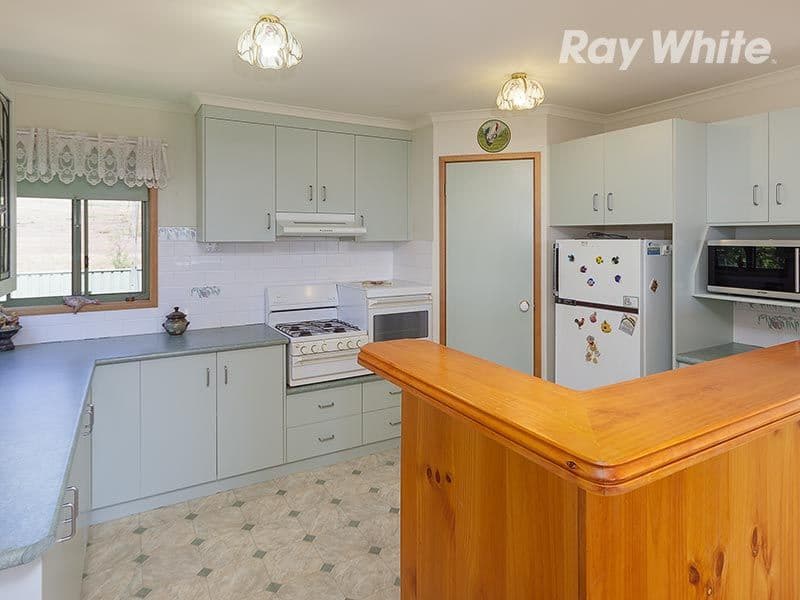 35 Craig Drive, BELLBRIDGE VIC 3691, Bellbridge - Thumbnail 6