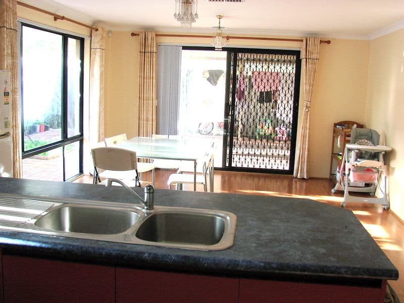17 Osten Drive, LANGFORD WA 6147, Langford - Thumbnail 3