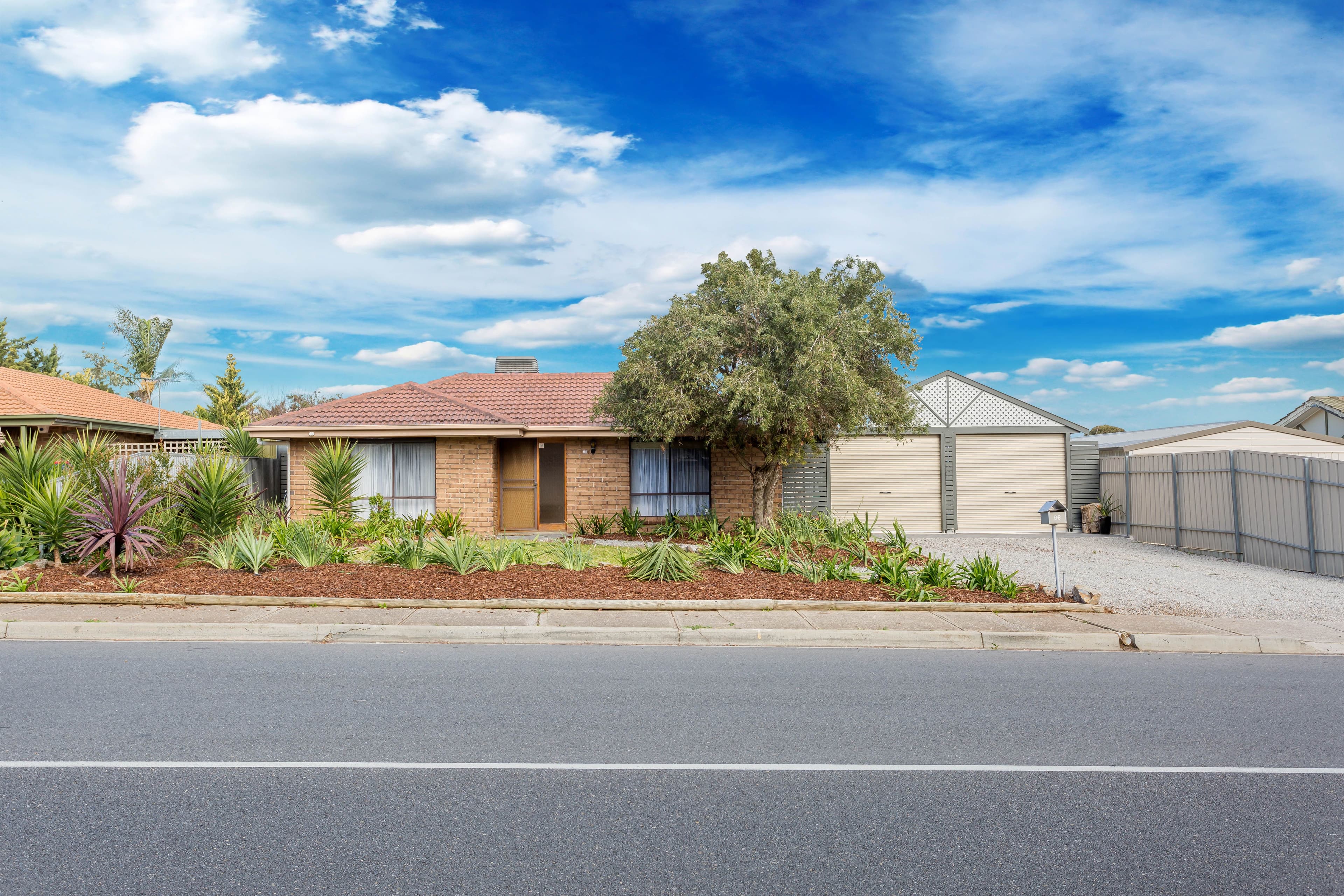 96 Taylors Avenue, Morphett Vale SA 5162, Morphett Vale - Thumbnail 2