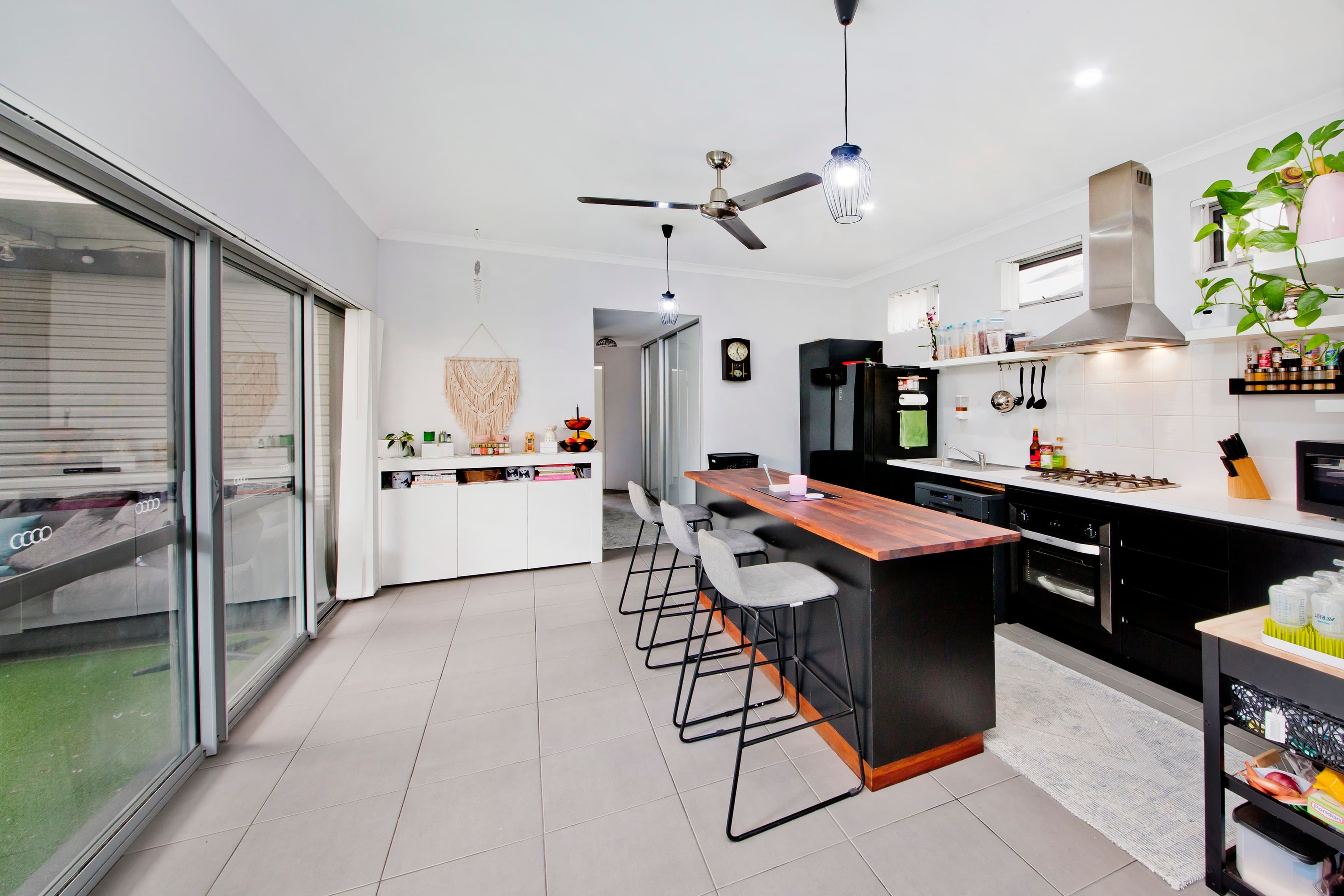 60 Culloton Crescent, Balga WA 6061, Balga - Thumbnail 3