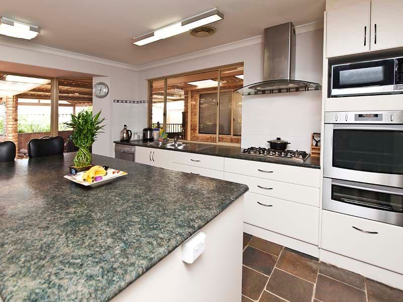 10 Cadiz Place, Warnbro WA 6169, Warnbro - Thumbnail 5