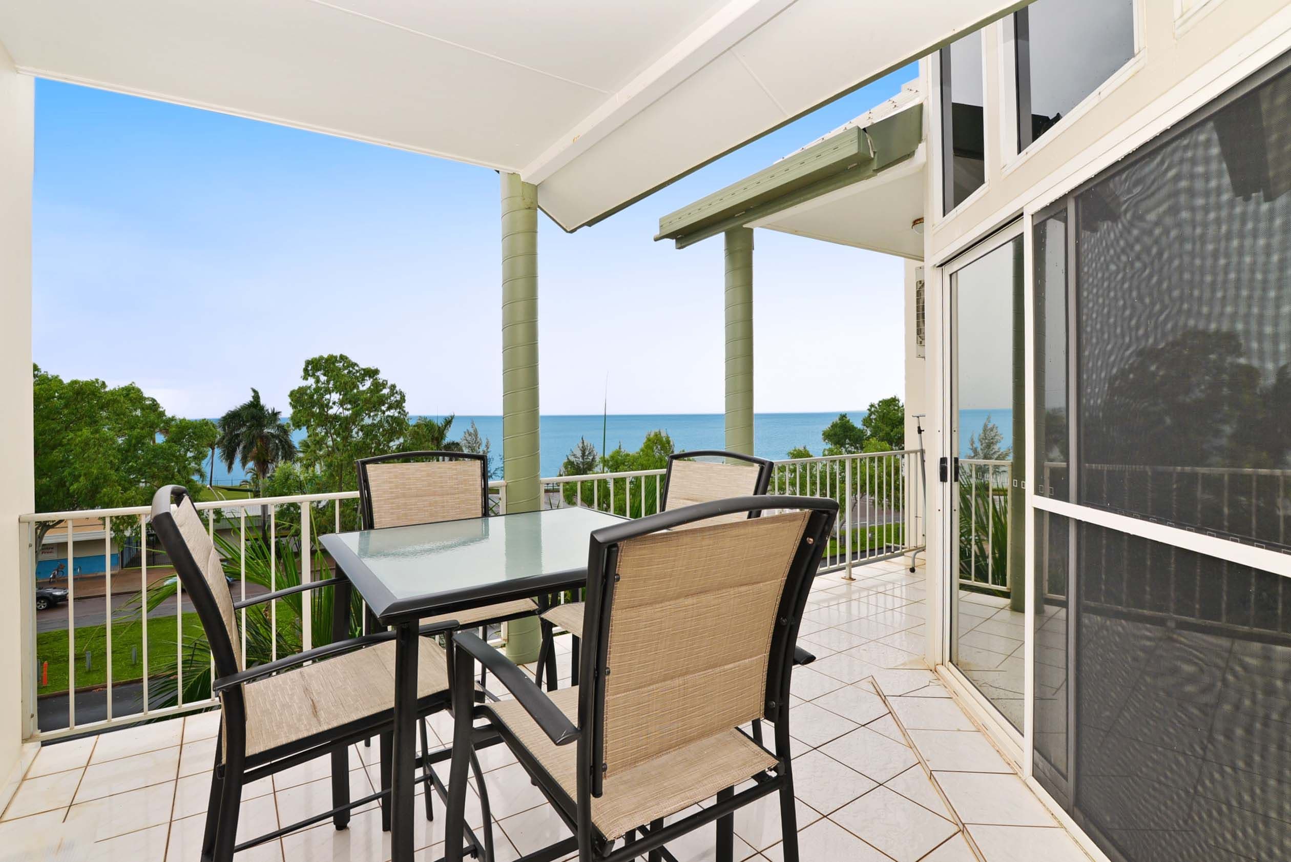 262 Casuarina Drive, Nightcliff NT 0810, Nightcliff - Thumbnail 2