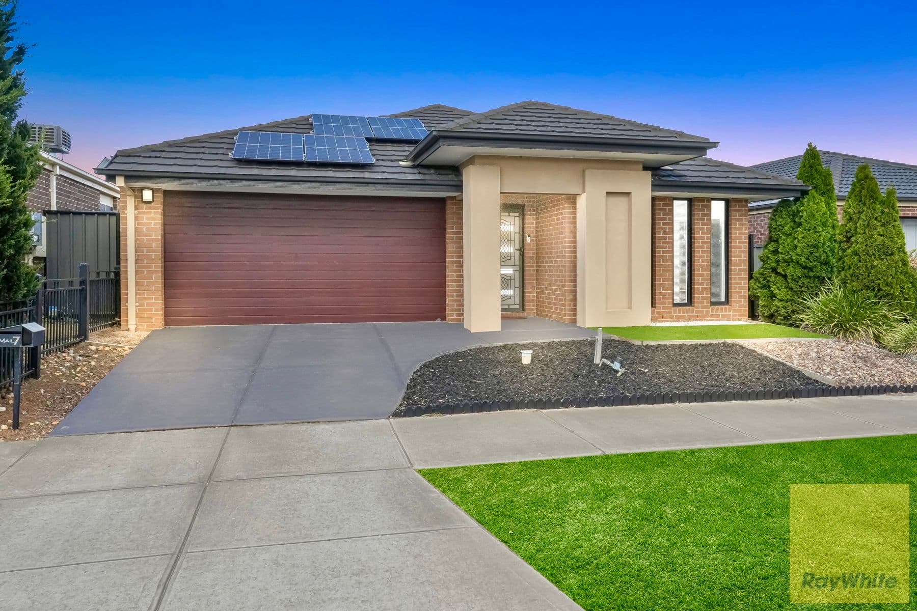 7 Adina Street, Tarneit VIC 3029, Tarneit - Thumbnail 2