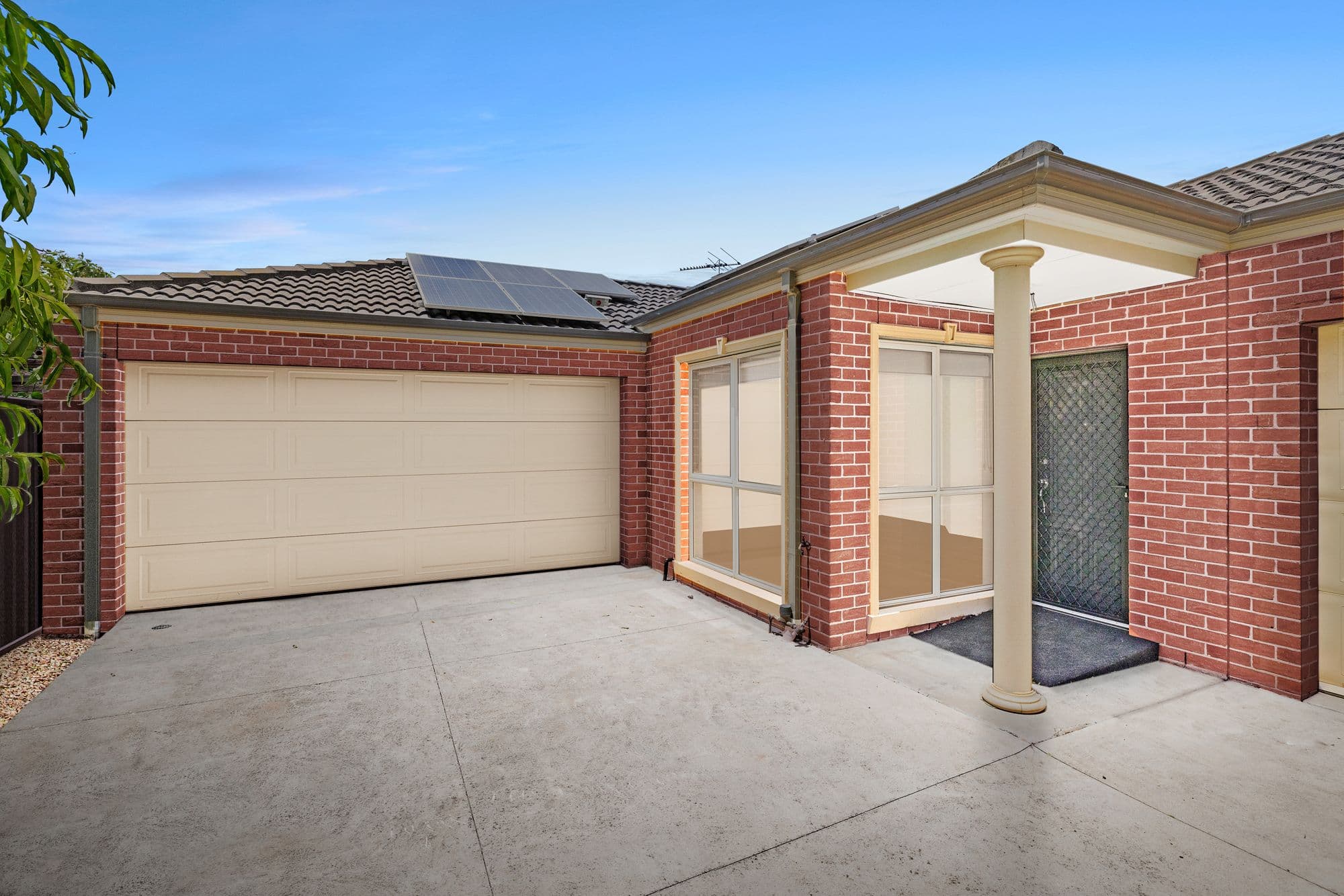 21 Trish Walk, Werribee VIC 3030, Werribee - Thumbnail 2