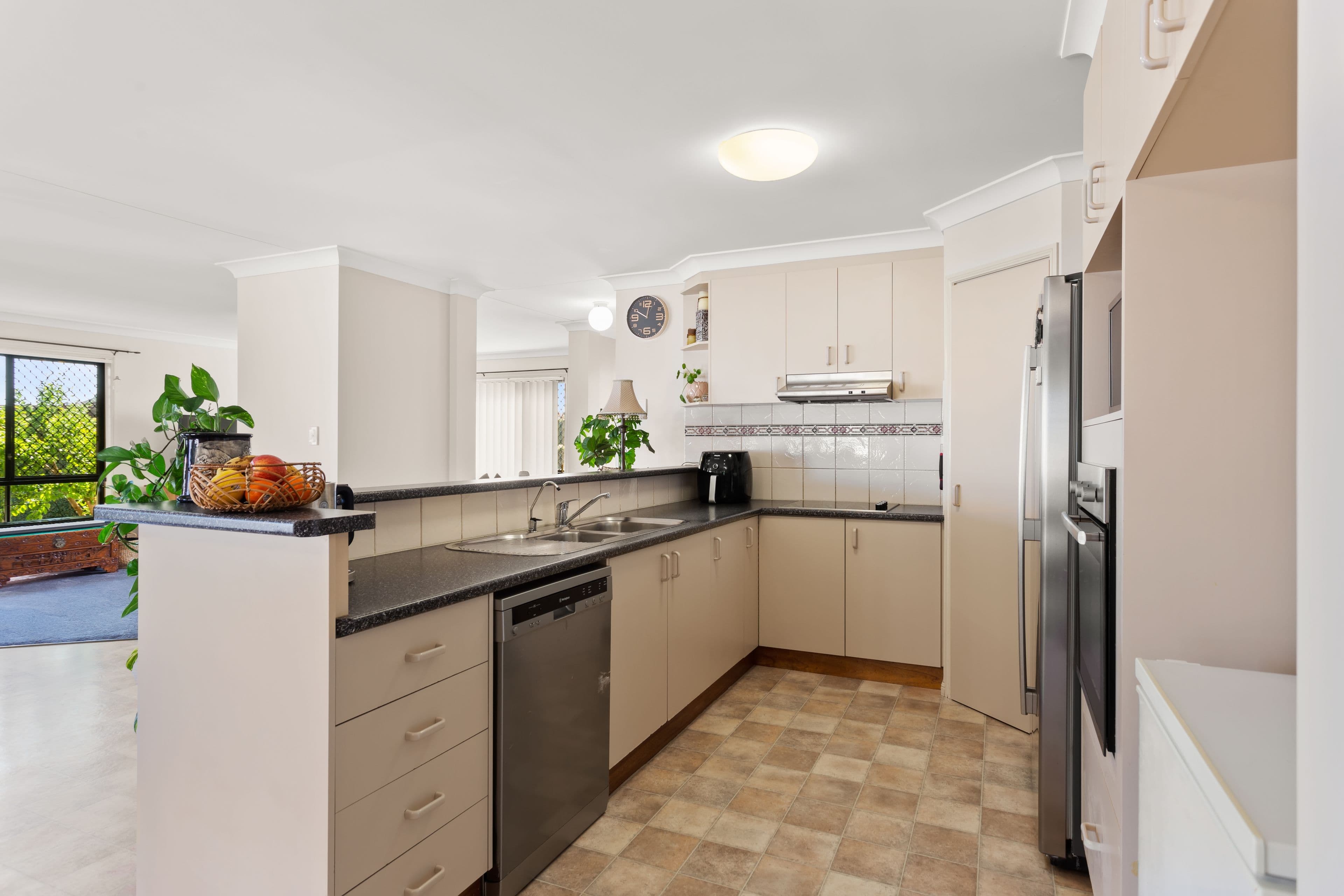 18 Mark Court, Hampton Park - Thumbnail 3
