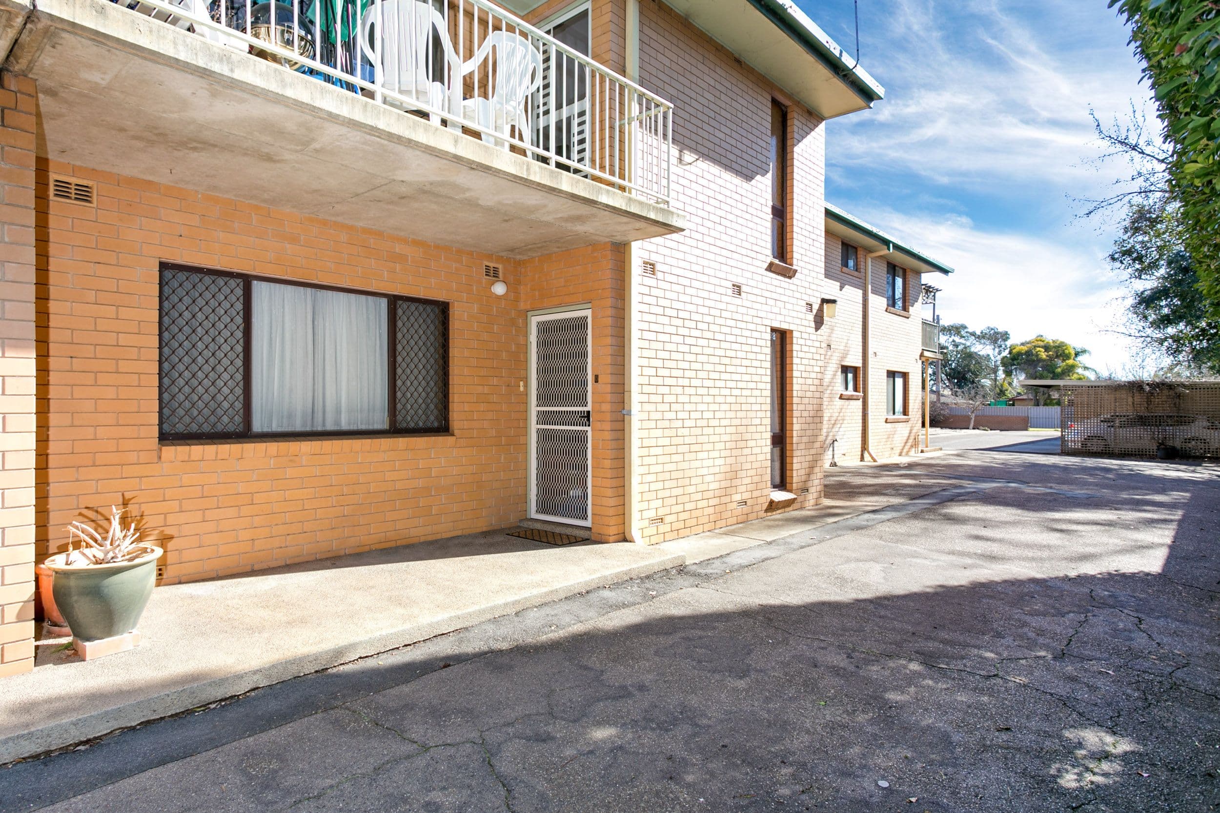 51 Kincaid Street, Wagga Wagga - Thumbnail 2