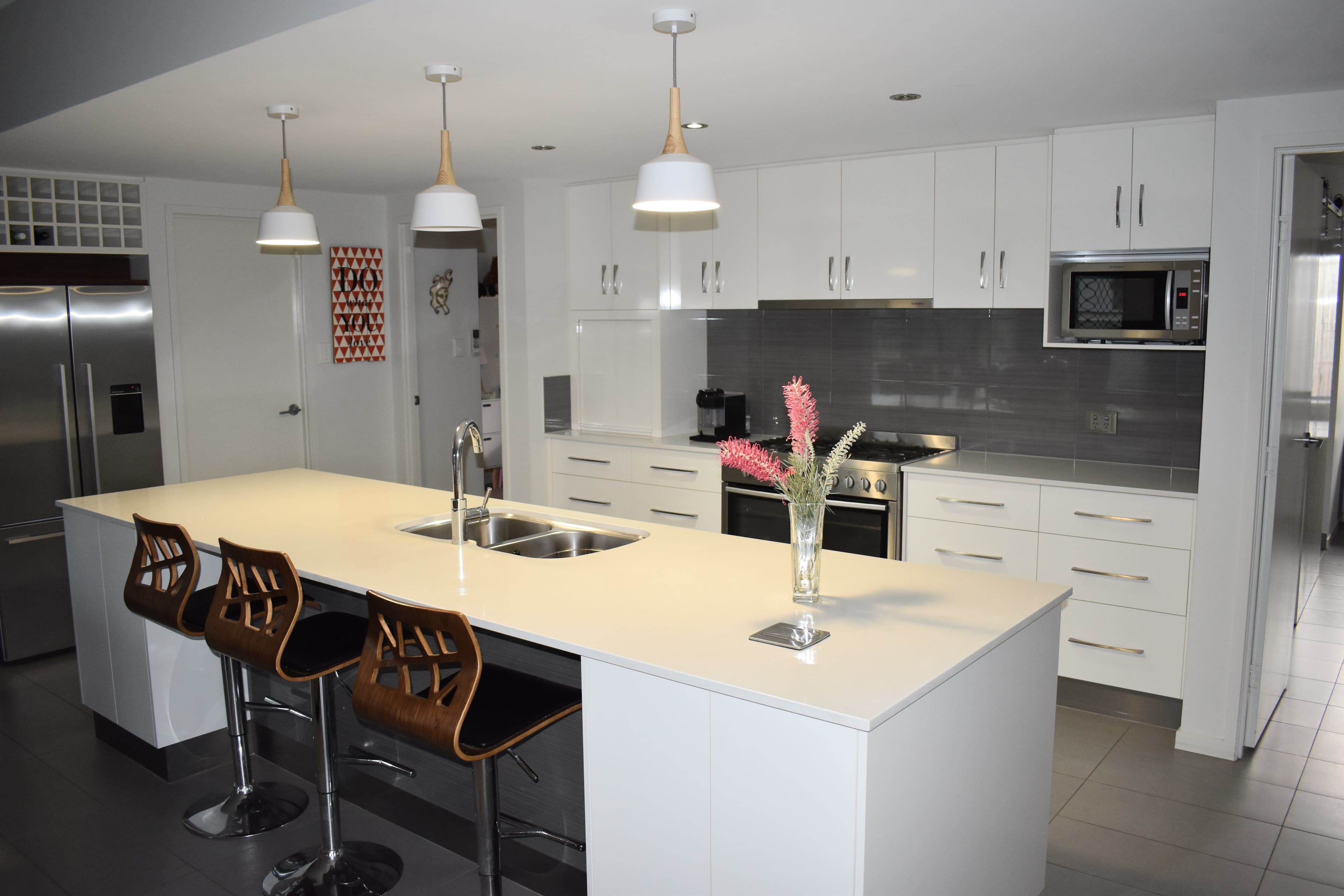 2 Rosehill Road, Emerald QLD 4720, Emerald - Thumbnail 4