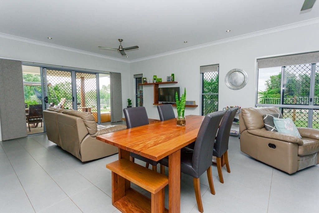 2 Rosehill Road, Emerald QLD 4720, Emerald - Thumbnail 8