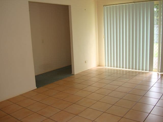 L10 Lake Amaroo Court, LOGAN RESERVE QLD 4133, Logan Reserve - Thumbnail 3