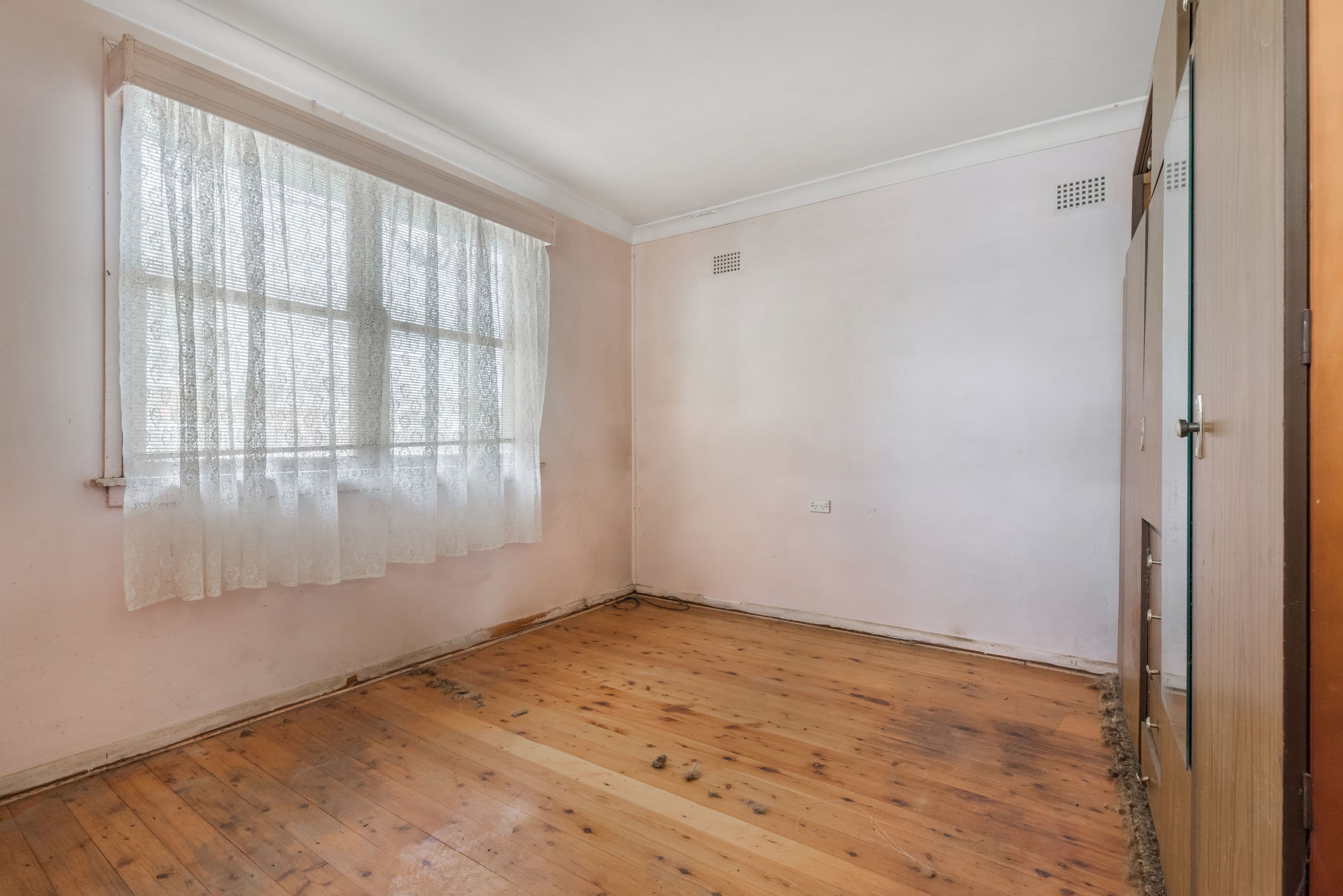 99 South Liverpool Road, Busby NSW 2168, Busby - Thumbnail 4