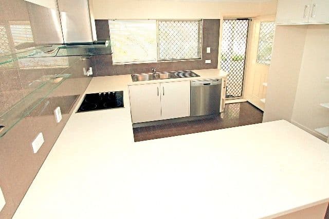 Unit 1, 4 Maple Street, Yeppoon QLD 4703, Yeppoon - Thumbnail 4