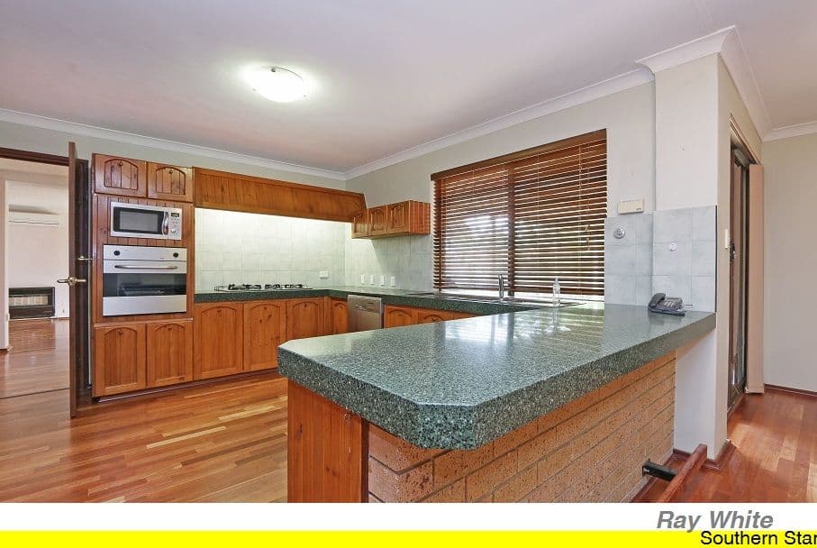 33 Third Avenue, Kelmscott WA 6111, Kelmscott - Thumbnail 6