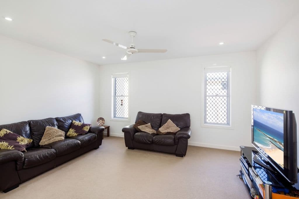 12 Stoneybrook Place, Peregian Springs QLD 4573, Peregian Springs - Thumbnail 4