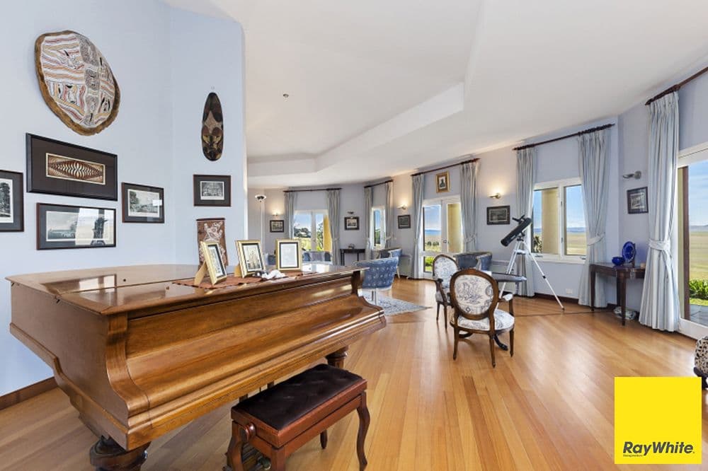 60 Lake Road, Bungendore - Image 1