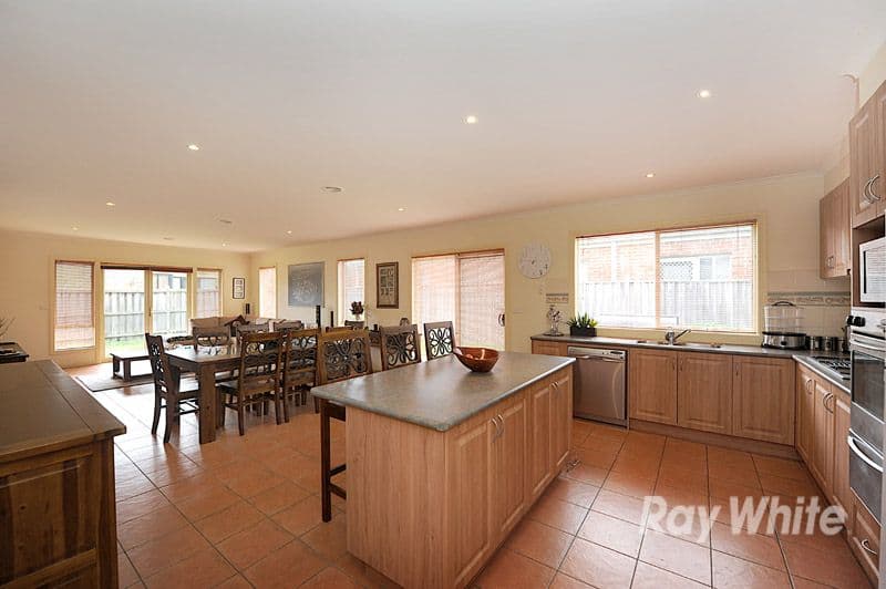 99 Oaklands Way, PAKENHAM VIC 3810, Pakenham - Thumbnail 5