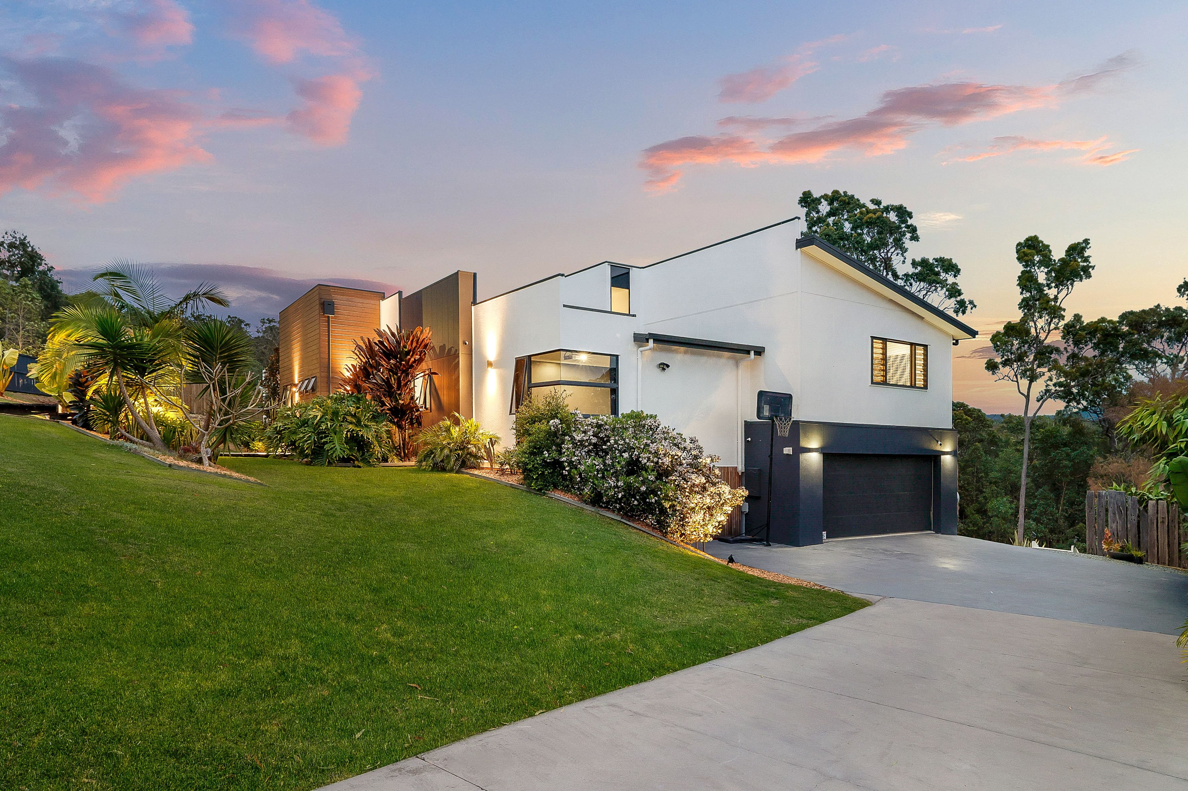 8 Wattlebird Court, Upper Coomera QLD 4209, Upper Coomera - Thumbnail 5