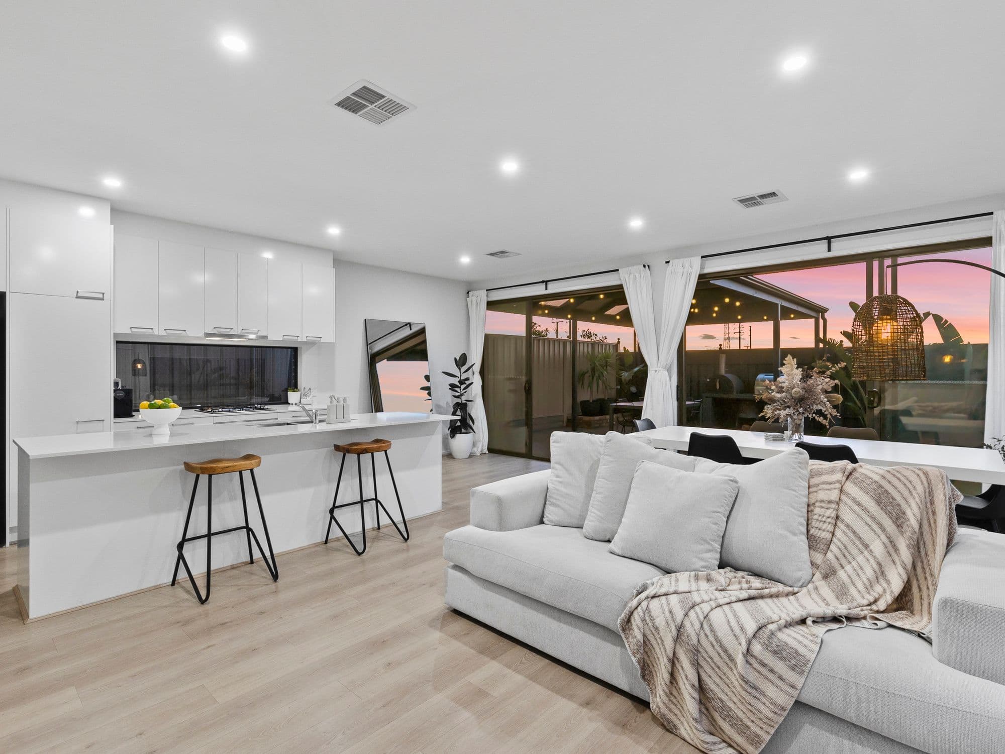 19 Magellan Road, Seaford Meadows SA 5169, Seaford Meadows - Thumbnail 2