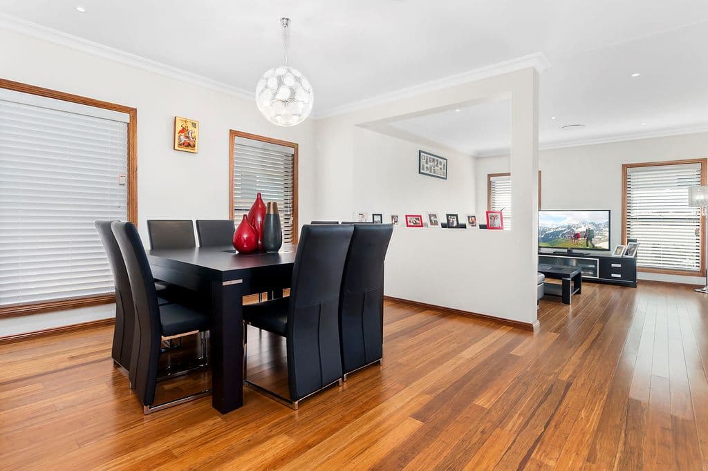 23 Bryant Avenue, Middleton Grange - Thumbnail 3