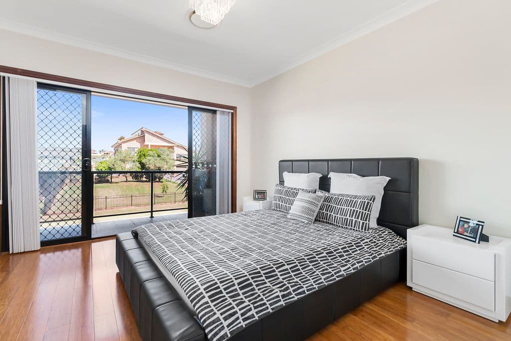 23 Bryant Avenue, Middleton Grange - Thumbnail 7
