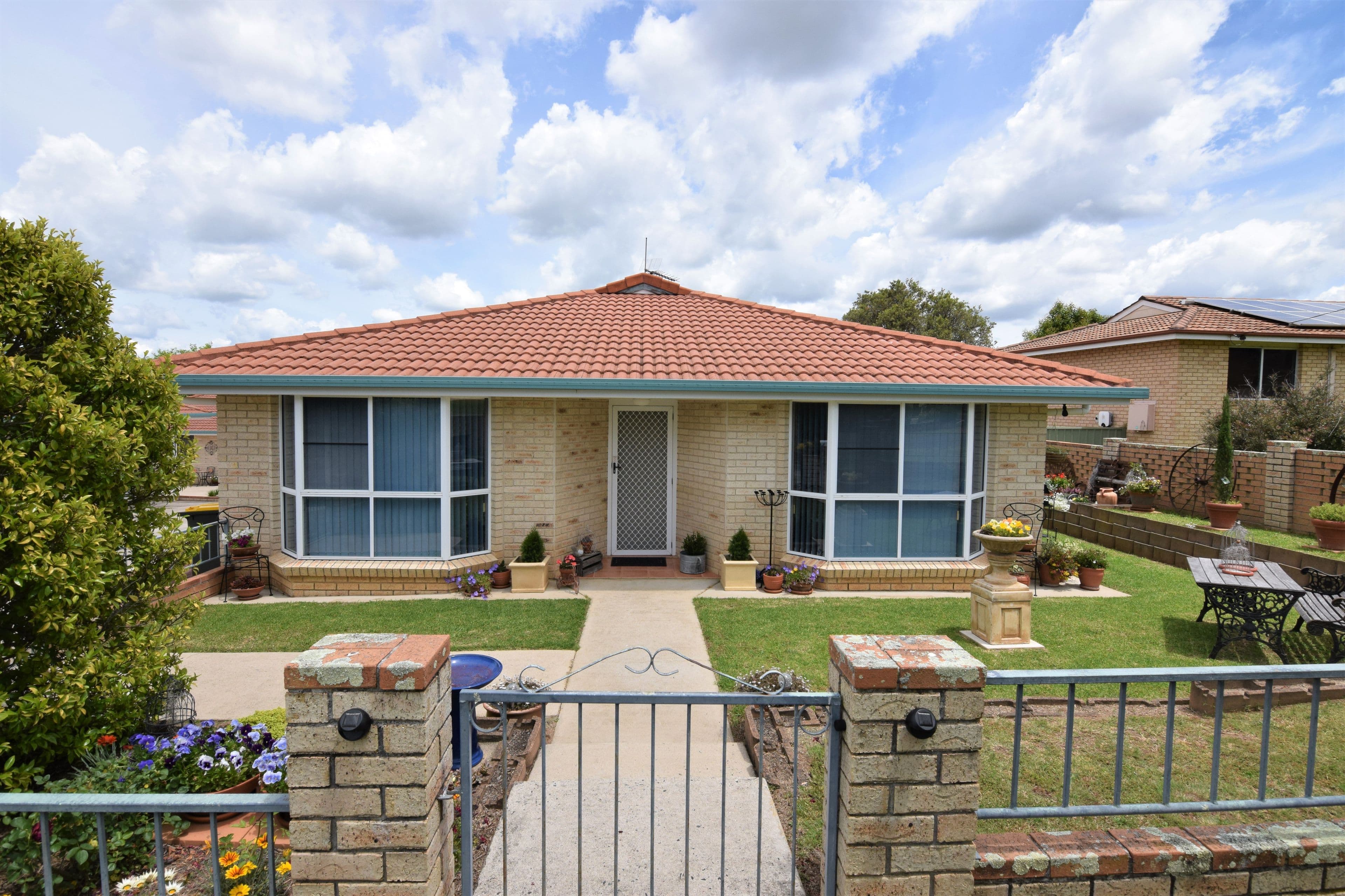 1/57 Petre Street, Tenterfield NSW 2372, Tenterfield - Image 1
