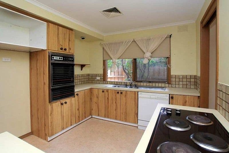11 Merryn Grove, WANTIRNA SOUTH VIC 3152, Wantirna South - Thumbnail 4