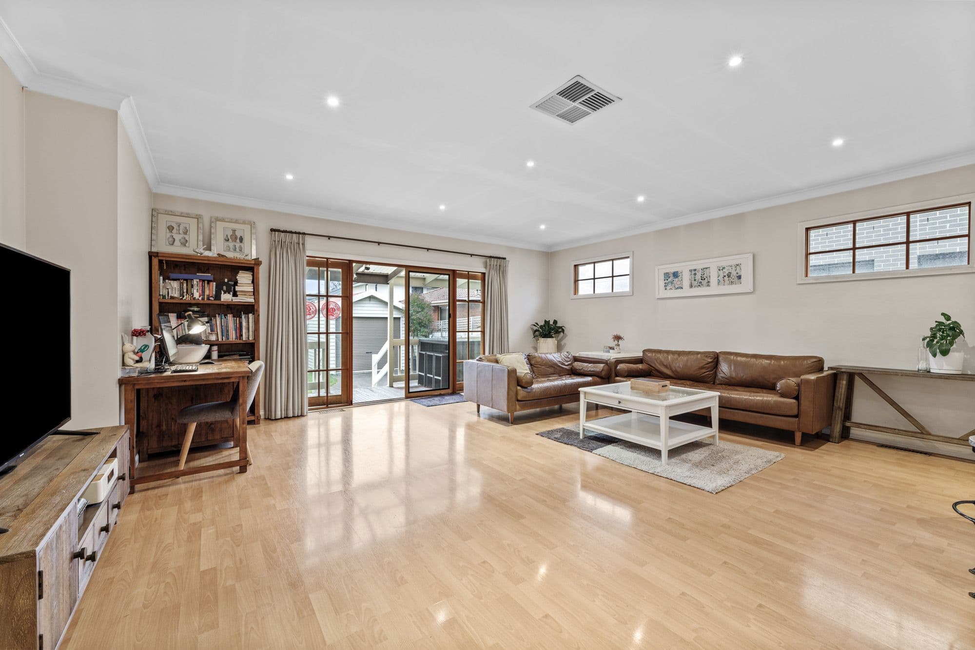 165 Highbury Road, Burwood VIC 3125, Burwood - Thumbnail 2