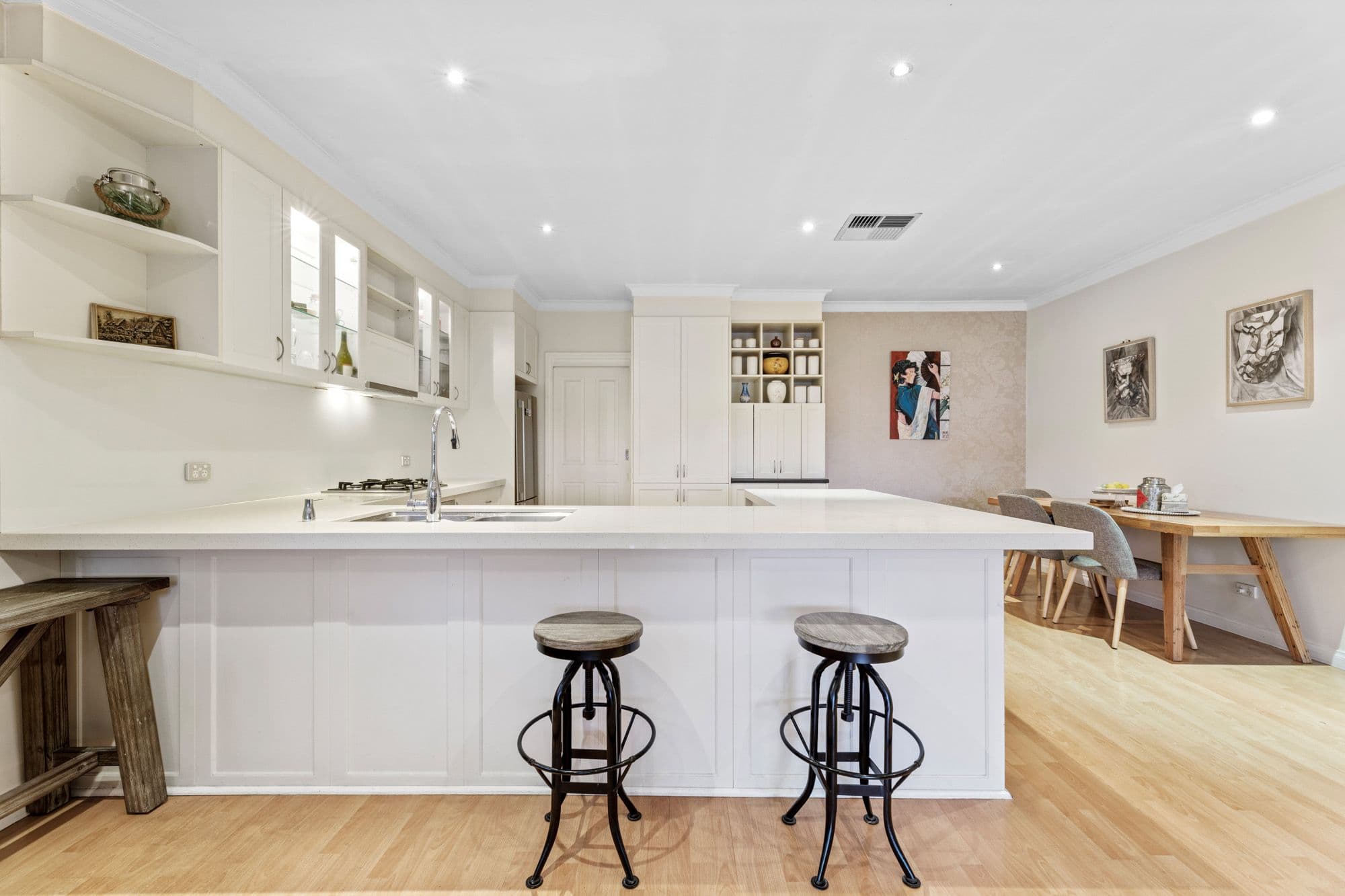 165 Highbury Road, Burwood VIC 3125, Burwood - Thumbnail 4
