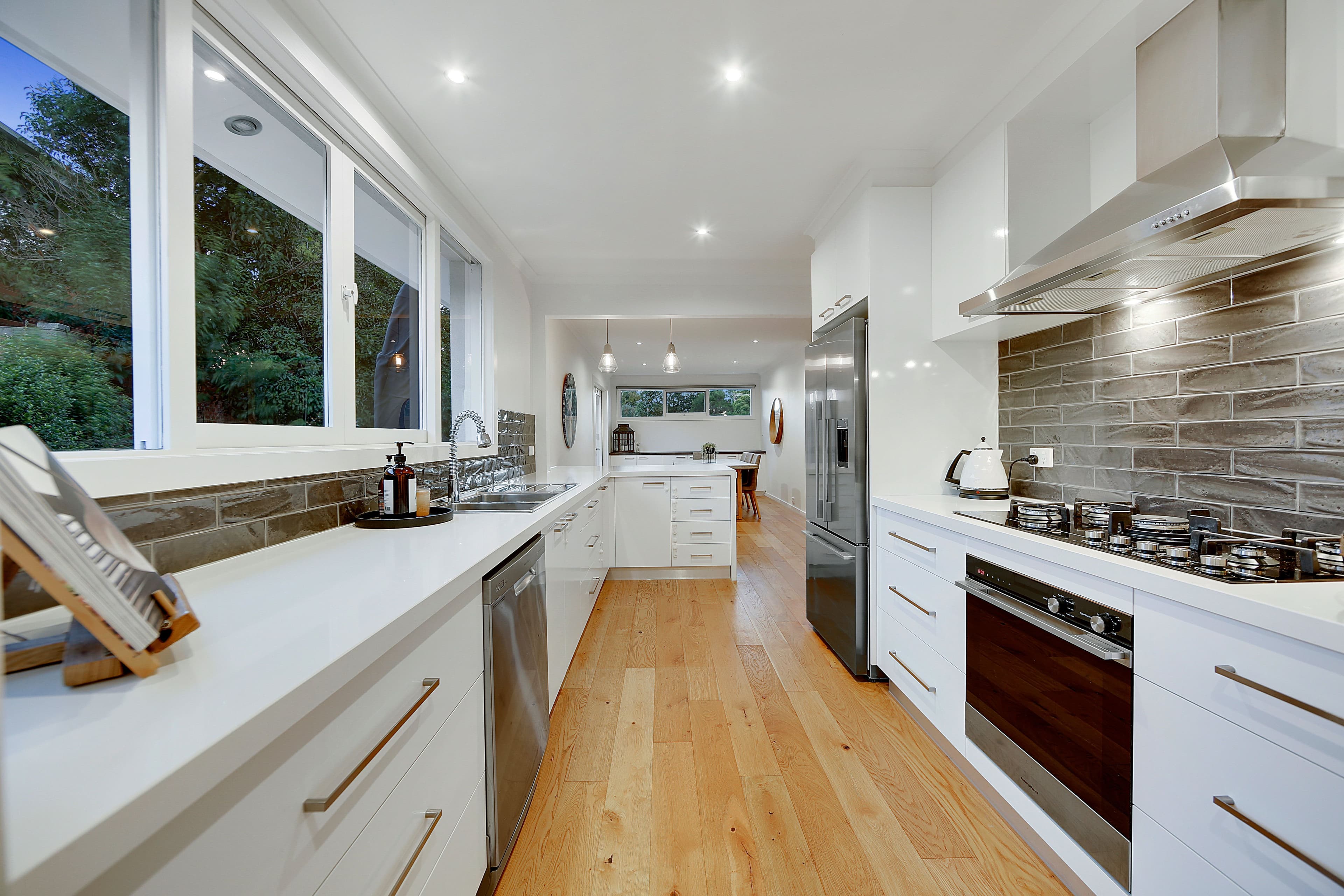 7 Sandgate Avenue, Frankston VIC 3199, Frankston - Thumbnail 4