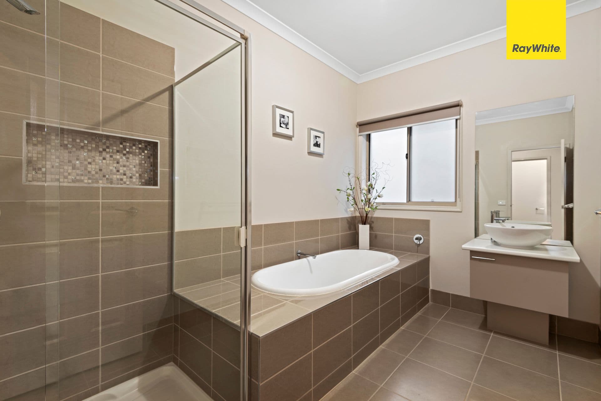 732 Eynesbury Road, Eynesbury VIC 3338, Eynesbury - Thumbnail 5