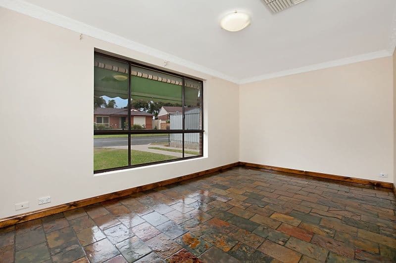 14 Scottsglade Road, CHRISTIE DOWNS SA 5164, Christie Downs - Thumbnail 2