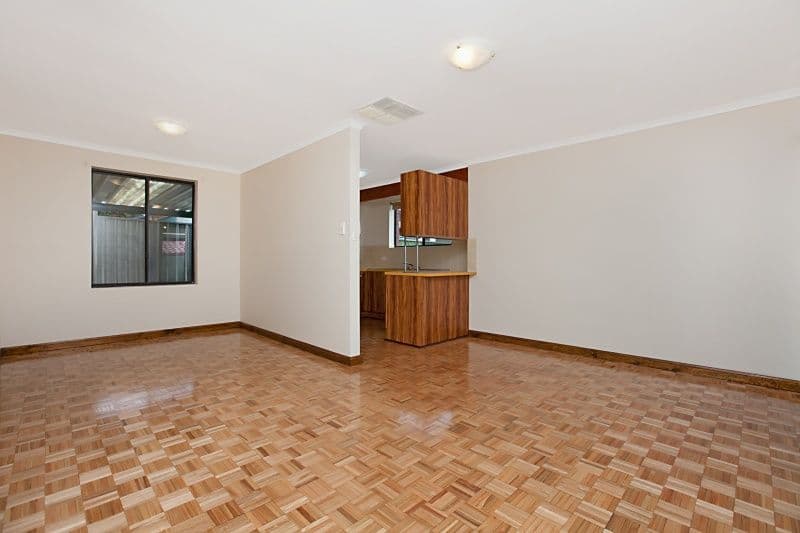 14 Scottsglade Road, CHRISTIE DOWNS SA 5164, Christie Downs - Thumbnail 3