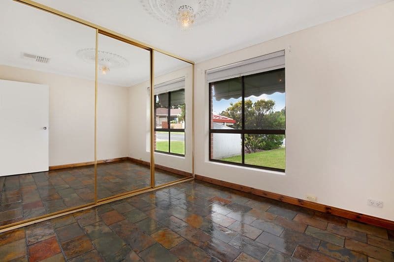 14 Scottsglade Road, CHRISTIE DOWNS SA 5164, Christie Downs - Thumbnail 6
