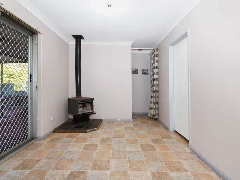 32 Bradshaw Street, Eden Hill WA 6054, Eden Hill - Thumbnail 6