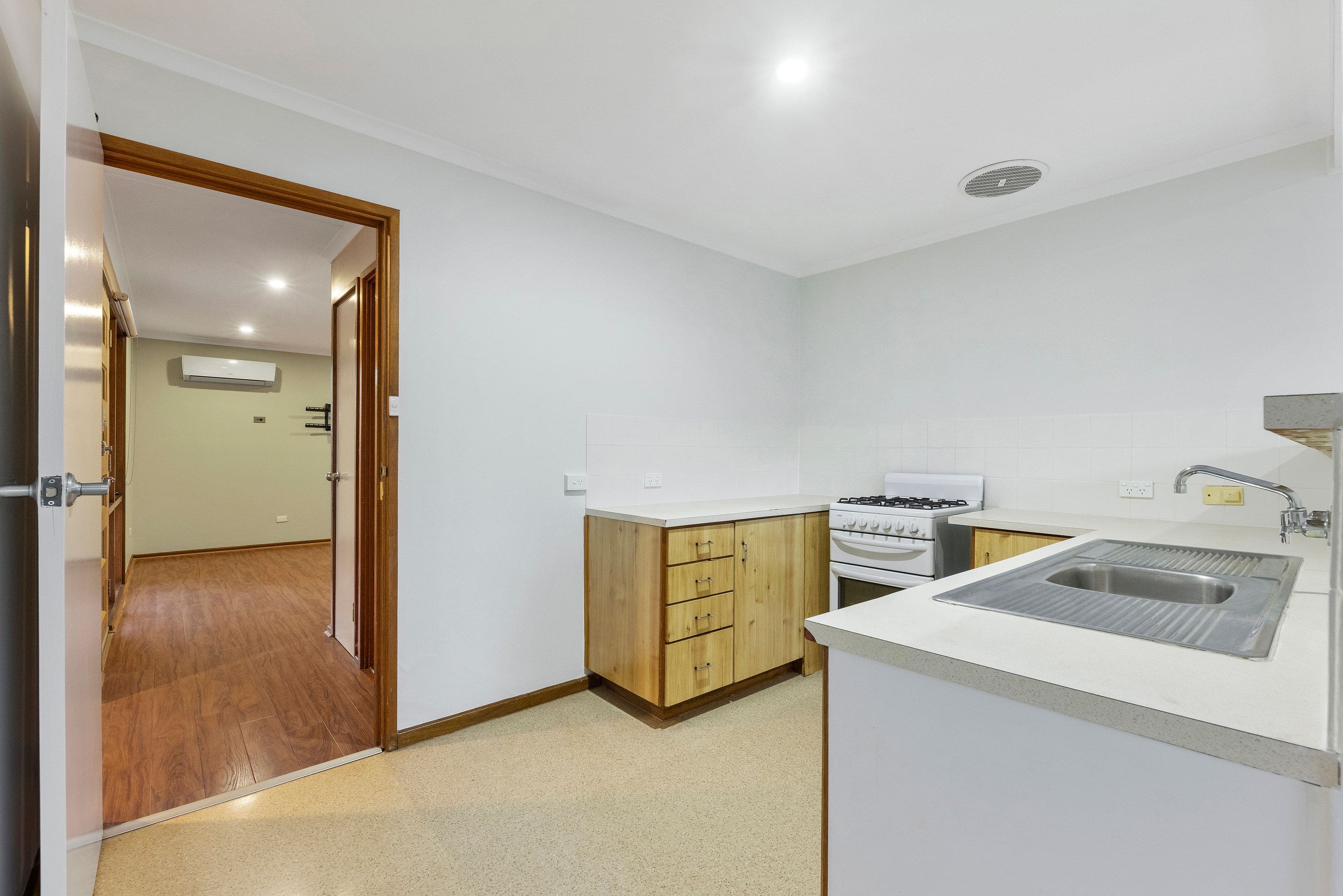 48 Verbena Drive, Parafield Gardens SA 5107, Parafield Gardens - Thumbnail 7