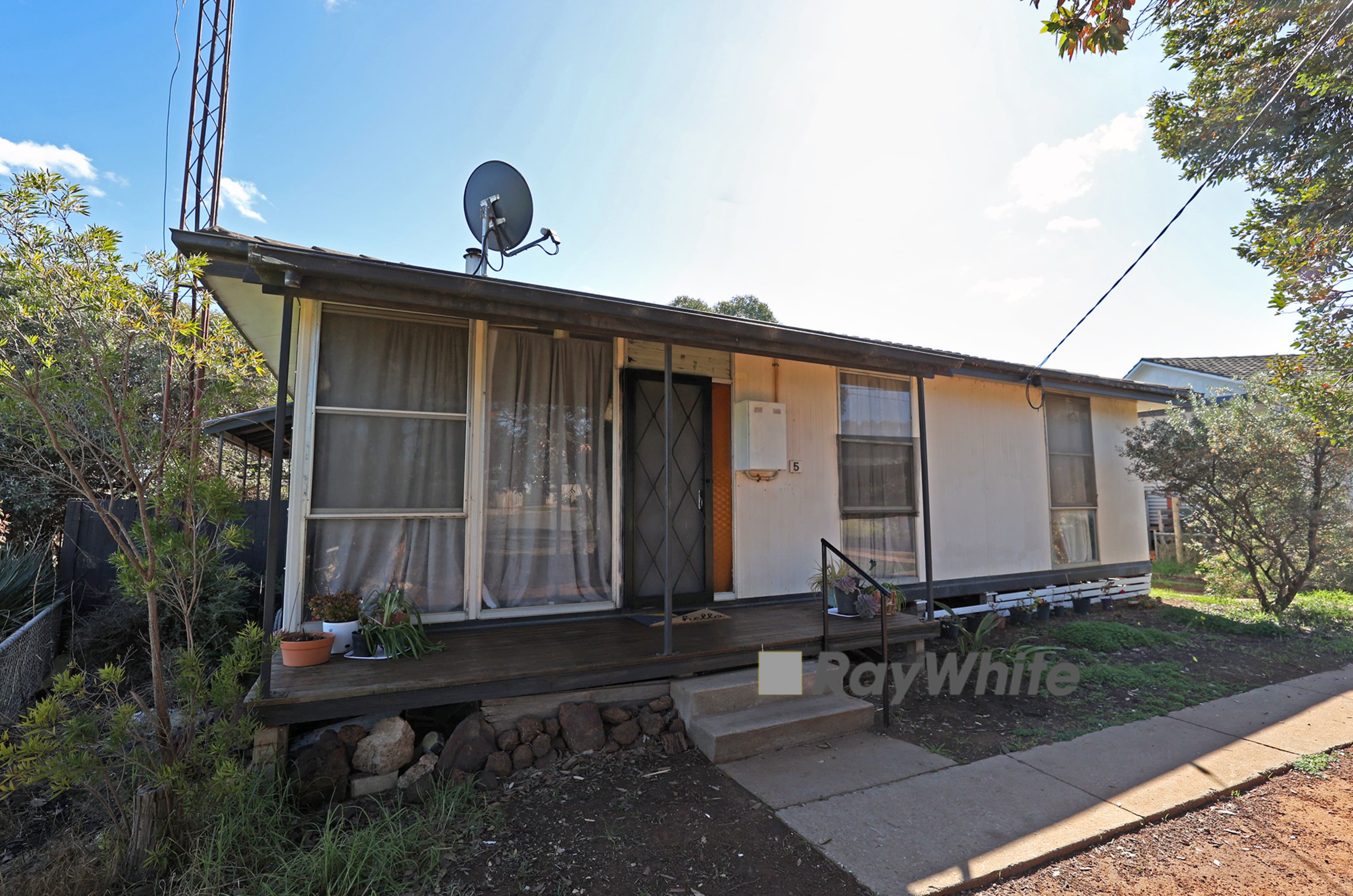 5 Vine Court, Ouyen VIC 3490, Ouyen - Image 1