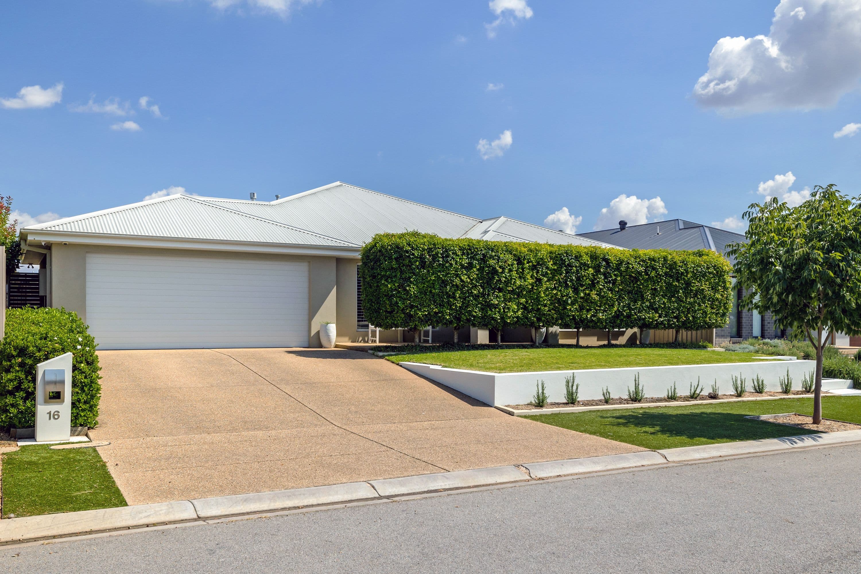 16 Goldstein Crescent, Lloyd NSW 2650, Lloyd - Image 1