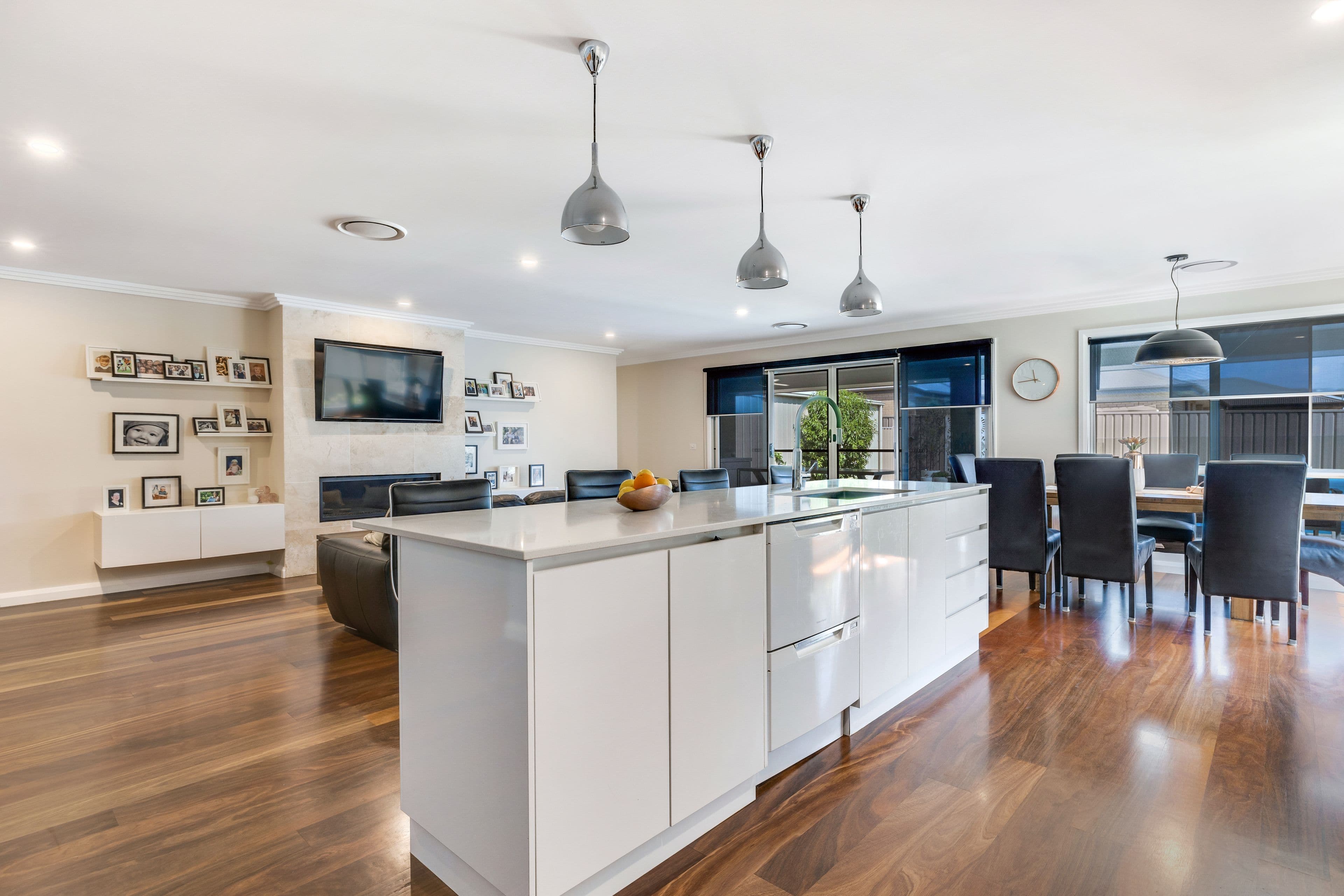 16 Goldstein Crescent, Lloyd NSW 2650, Lloyd - Thumbnail 4