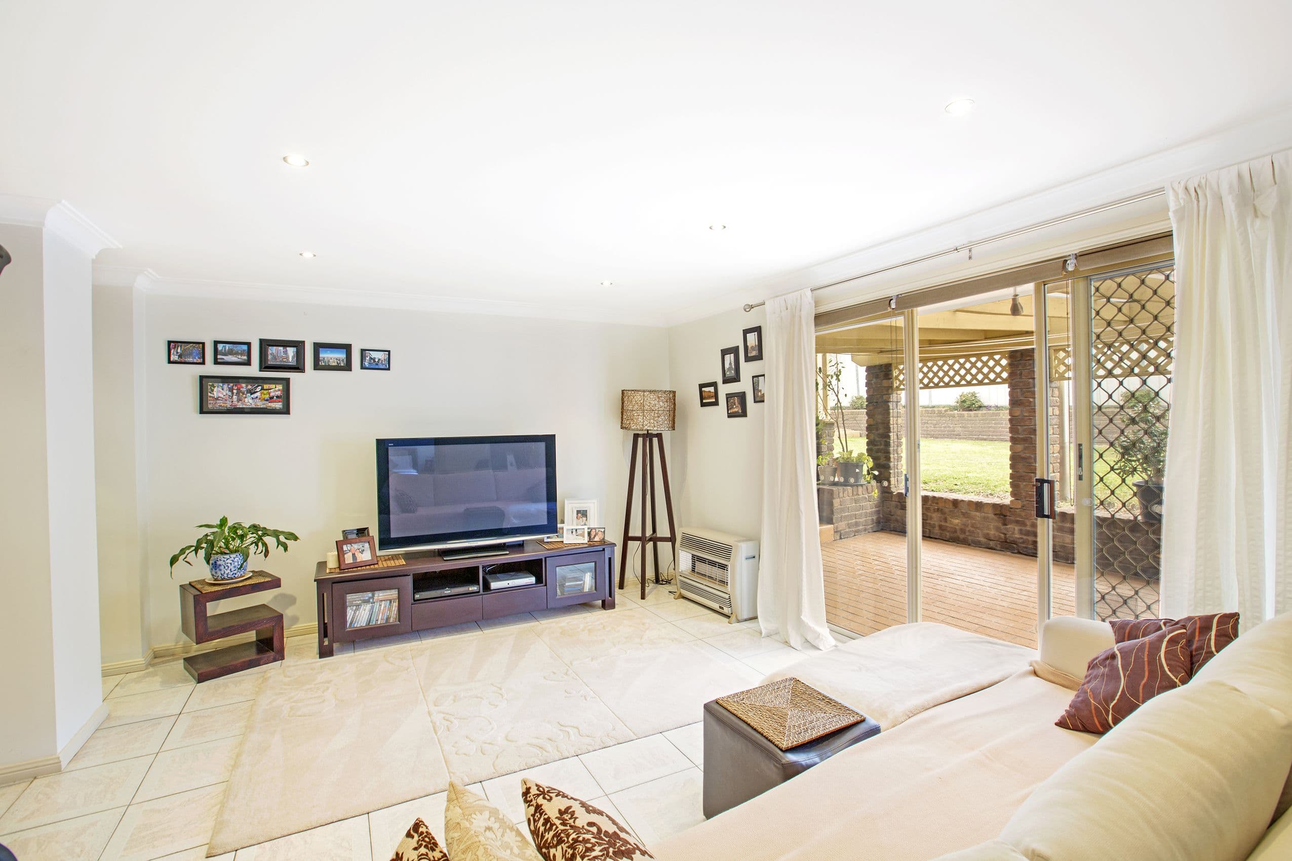 19 Emu Avenue, Hinchinbrook - Thumbnail 2